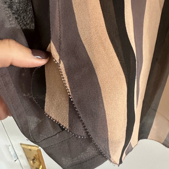 Aritzia Silk Blouse - Picture 4 of 5